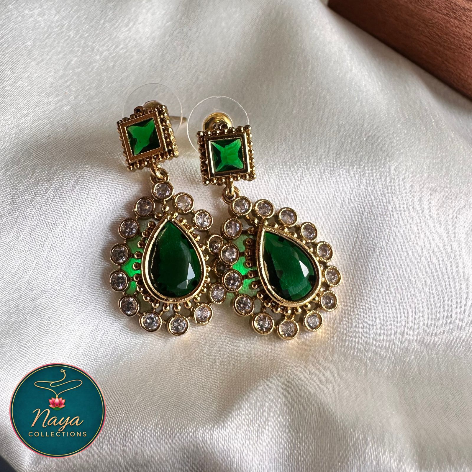 Emerald Stone Necklace