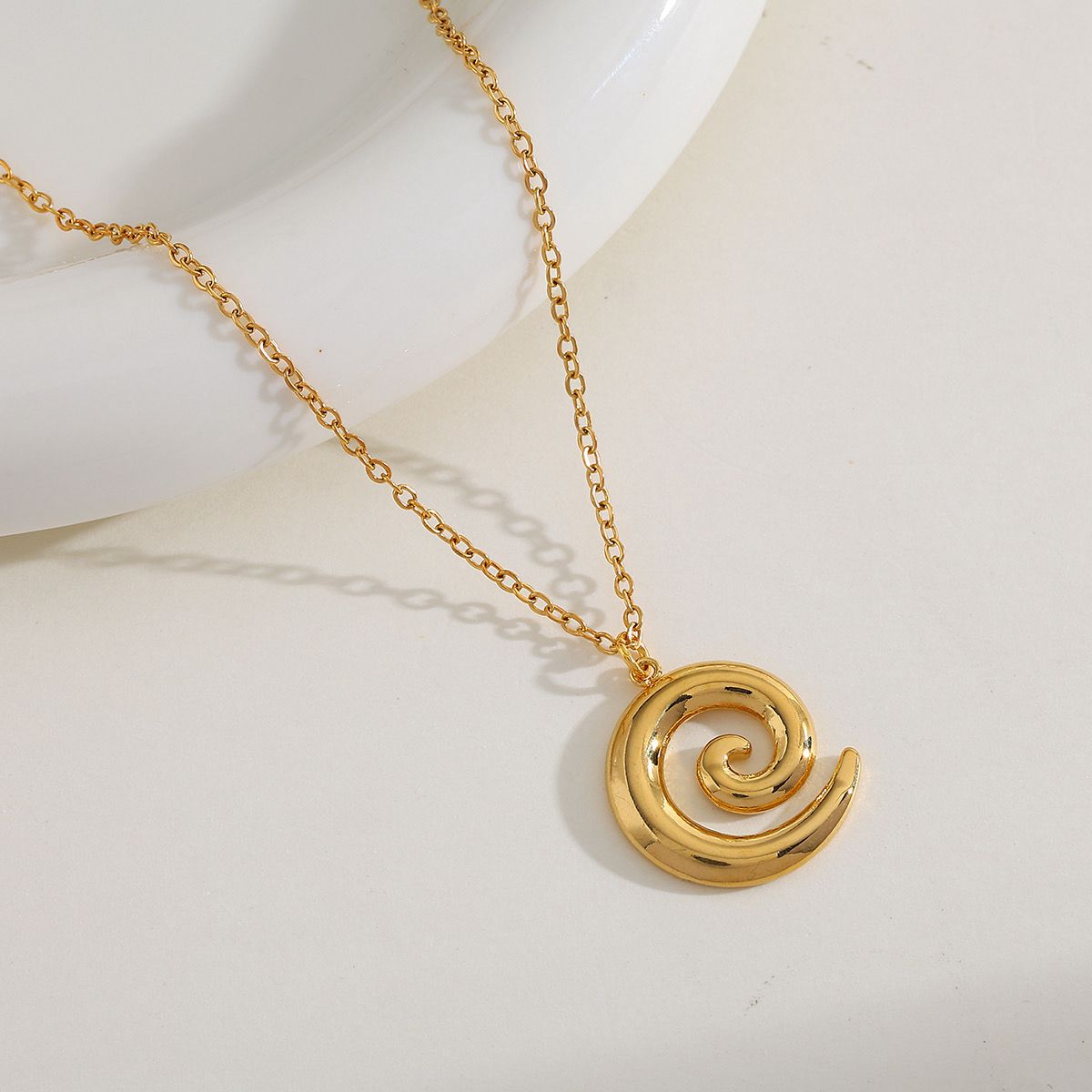 18K Gold Plated Spiral Elegance Pendant Chain