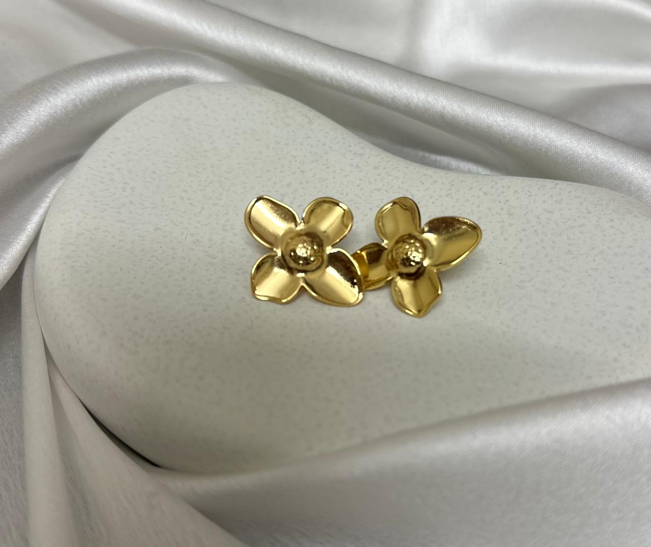 18K Gold Plated Floral Gold Studs